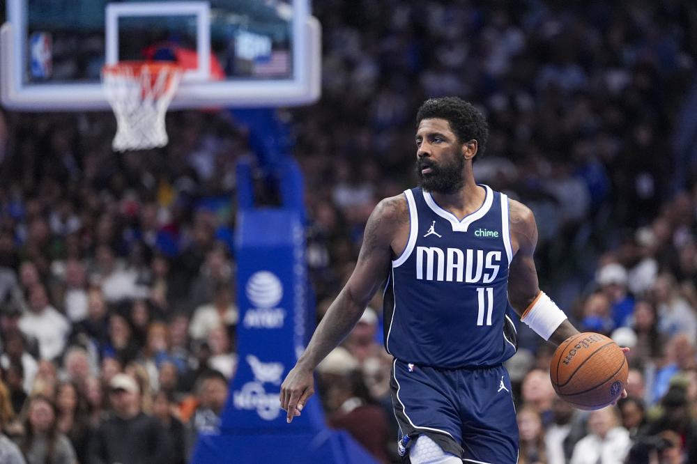 判在场上的 判在场上的