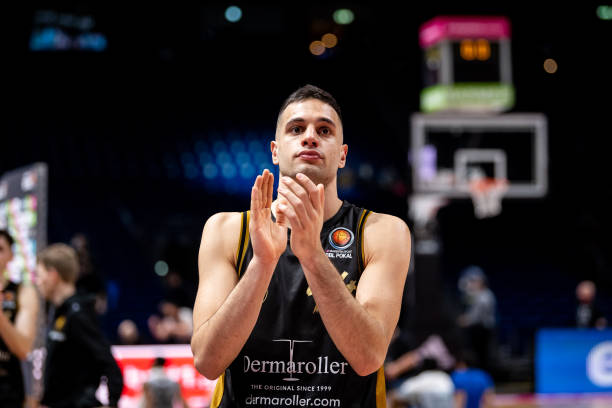 他的到来有 他的到来有